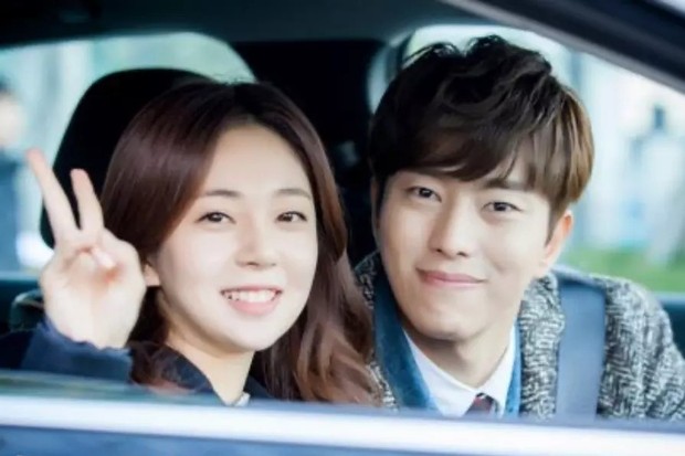 Baek Jin Hee dan Yoon Hyun Min/ Foto: soompi.com