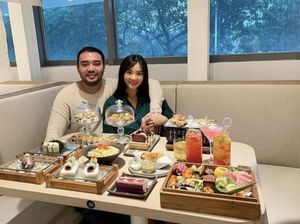 Cleopatra, Eks JKT48 yang Hobi Kulineran Seru Bareng Suami Cleopatra, Eks JKT48 yang Hobi Kulineran Seru Bareng Suami