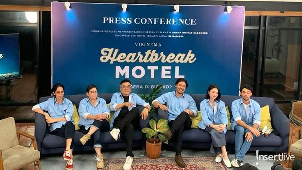 Konferensi Pers Heartbreak Motel