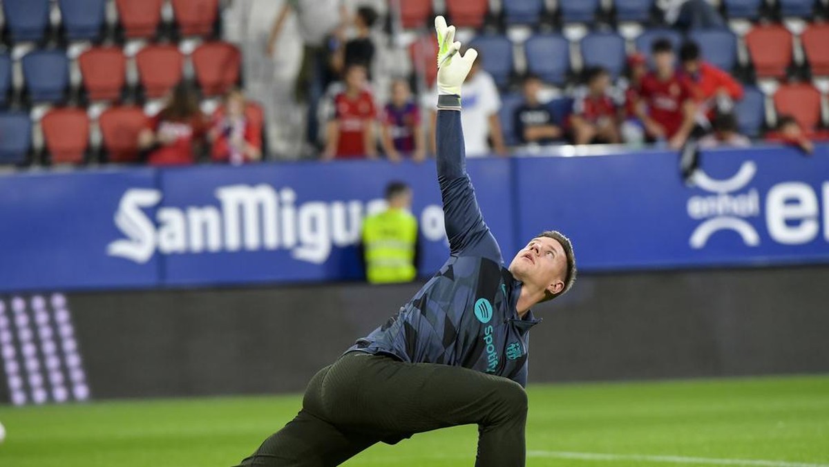 Marc-Andre Ter Stegen absen sementara waktu usai operasi punggung (AP/Alvaro Barrientos)