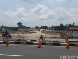 Jadi Akses Tol Fungsional Solo-Jogja, Median Jalan di Banyudono Dibongkar