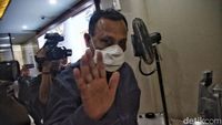 Momen Firli Bahuri Tiba di Bareskrim, Penuhi Panggilan soal Pemerasan SYL