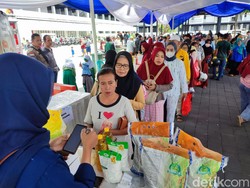 Banyuwangi Gelar Pasar Murah Cegah Lonjakan Kebutuhan Pokok Jelang Nataru