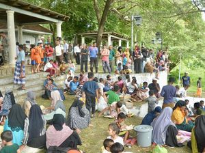 Pemkot ke UNHCR: Pindahkan Segera Pengungsi Rohingya ke Luar Sabang Pemkot ke UNHCR: Pindahkan Segera Pengungsi Rohingya ke Luar Sabang