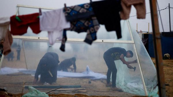 Pilu Warga Palestina, Hidup Serba Kekurangan di Tenda Pengungsian