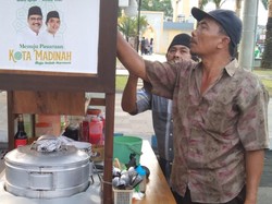 PKL Alun-alun Bersyukur Dapat Gerobak Gratis dari Pemkot Pasuruan