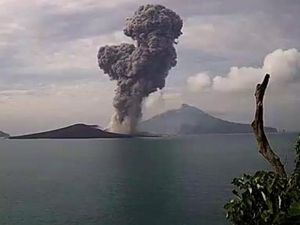 Letusan Krakatau Purba dan 1883 Letusan Krakatau Purba dan 1883