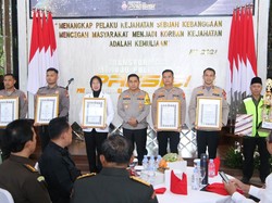 Poskamling Binaan Polsek Mampang Raih Juara 1 di HUT ke-74 Polda Metro