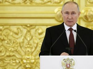 Putin Desak Rakyat Rusia untuk Punya Banyak Anak