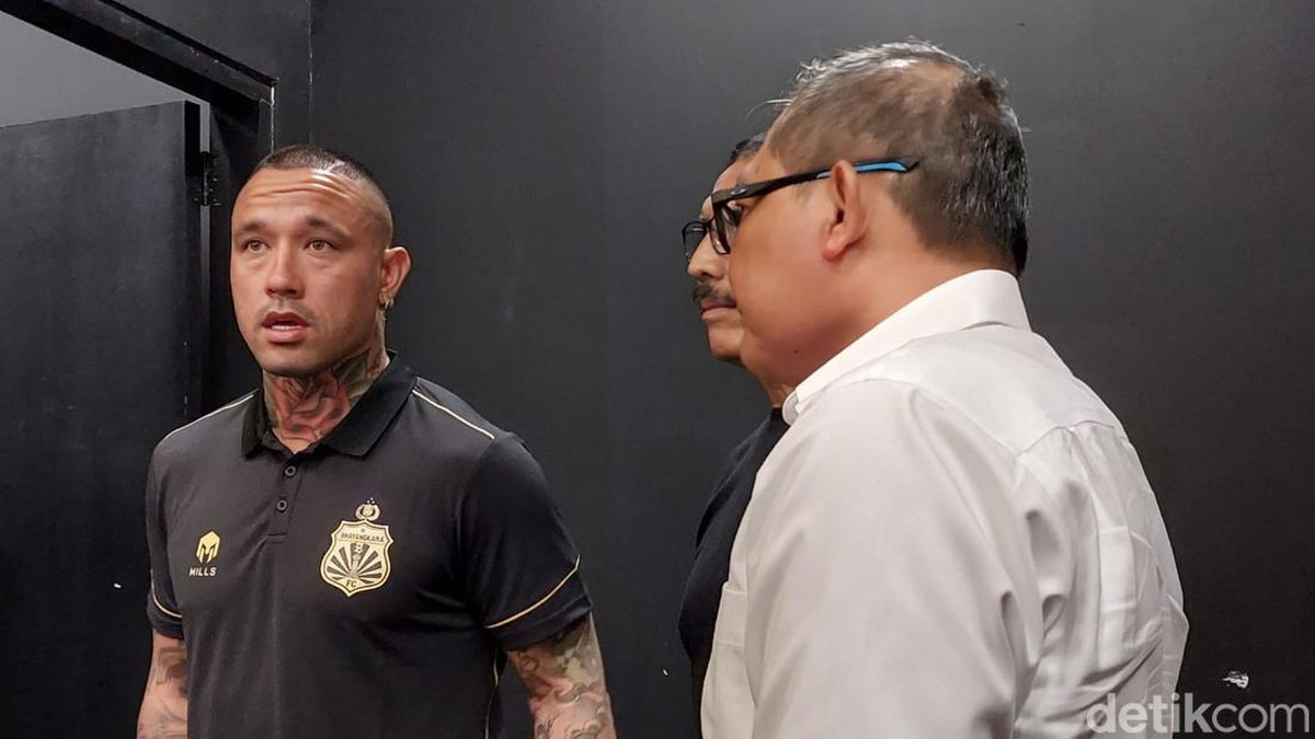 Radja Nainggolan ditangkap polisi terkait kasus penyeludupan kokain. (Foto: Randy Prasatya/detikSport)