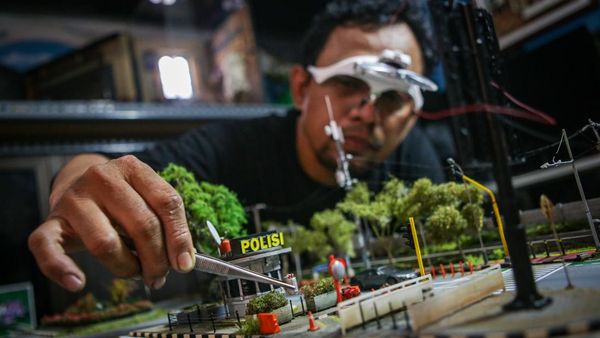 Raup Cuan dari Kerajinan Diorama