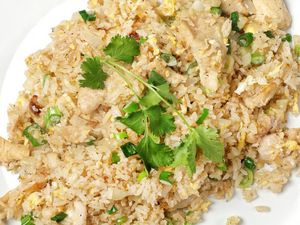 Resep Nasi Goreng Ayam dan Telur yang Gurih Mantap dan Praktis Dibuat Resep Nasi Goreng Ayam dan Telur yang Gurih Mantap dan Praktis Dibuat