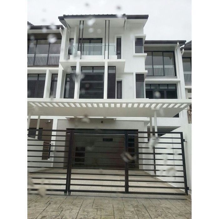 Rumah Orangtua Alm Ashraf di Malaysia