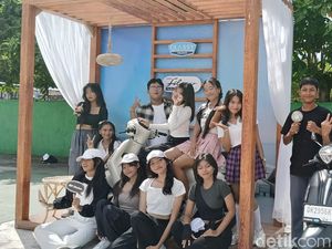 Kemeriahan Roadshow Classy Yamaha Youth Festival di SMAN 5 Denpasar Kemeriahan Roadshow Classy Yamaha Youth Festival di SMAN 5 Denpasar