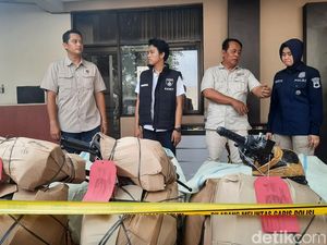 Polres Pati Ungkap Modus Komplotan Maling Jual Kendaraan Curian ke Timor Leste Polres Pati Ungkap Modus Komplotan Maling Jual Kendaraan Curian ke Timor Leste