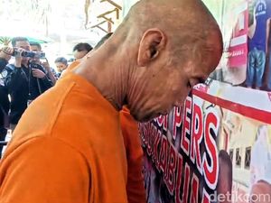 Tangis Royani Saksikan Ayah Diborgol karena Aniaya Adik