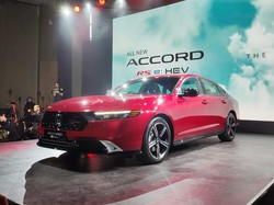 Peminat Sedan Kecil, Kenapa Honda Nekat Jual Accord RS Hybrid?