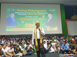 Anies Baswedan Janji Bikin Jalur Ganda Kereta Api di Lampung