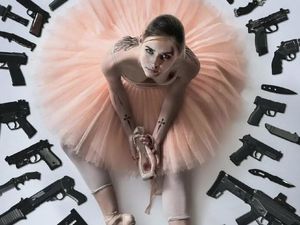 Ballerina Berputar di Kotak Musik, Biar Gak Habis Bensin Ballerina Berputar di Kotak Musik, Biar Gak Habis Bensin
