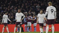 Dari lima laga terakhir, Man City cuma raup satu kemenangan. Sisanya tiga kali seri dan sekali kalah (AP)
