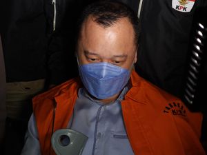Helmut Harap KPK Keluarkan Surat Penghentian Penyidikan Helmut Harap KPK Keluarkan Surat Penghentian Penyidikan