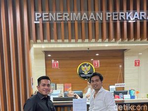 Merasa Uang Asuransi Tak Sesuai, Sopan Cari Keadilan ke MK Merasa Uang Asuransi Tak Sesuai, Sopan Cari Keadilan ke MK