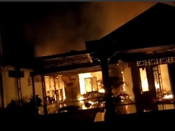 Camat di Asahan Ikut Terbakar saat Rumahnya Kebakaran