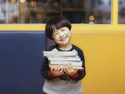 Hari Buku Anak Internasional 2 April 2024: Sejarah, Tema, Twibbon