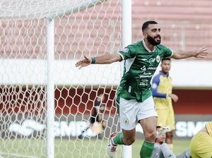 Jihad Ayoub Kembali ke PSS Sleman, Siap Hadapi Bhayangkara FC? Jihad Ayoub Kembali ke PSS Sleman, Siap Hadapi Bhayangkara FC?