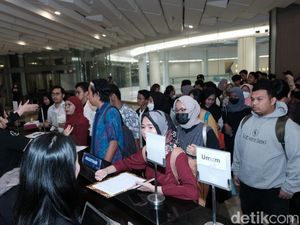Potret Antusias Penonton Hadiri #DemiIndonesia Cerdas Memilih