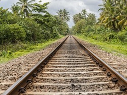 4 Fungsi Kerikil di Sekitar Rel Kereta Api, Sudah Tahu Belum?