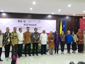 Hadiri Seminar di UNS, Atikoh Ganjar Soroti Isu Human Security-Gender