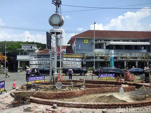 Janji Pemkot Malang Pertahankan Desain Stadsklok di Kayutangan Janji Pemkot Malang Pertahankan Desain Stadsklok di Kayutangan