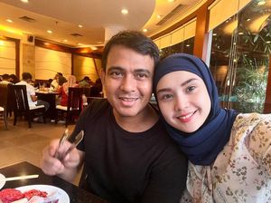 Beda Usia 19 Tahun, Ini Alasan Lisa Hamilton Terima Zaky Zimah Jadi Pasangan