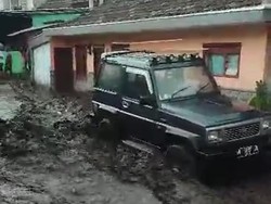 Banjir Bandang Terjang Bumiaji Kota Batu