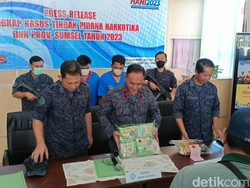 BNNP Sumsel Amankan 5 Kg Sabu dari 2 Kurir Jaringan Riau