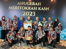 Bupati Jember Raih Anugerah Meritokrasi 2023