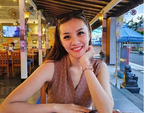 Cleopatra Djapri Klarifikasi Usai Dirujak Netizen soal Gaji ART Rp 1,7 Juta Cleopatra Djapri Klarifikasi Usai Dirujak Netizen soal Gaji ART Rp 1,7 Juta