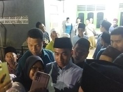 Berkunjung ke Abuya Muhtadi di Pandeglang, Gibran: Silaturahmi