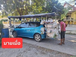 Motor Sport Sudah Biasa, Tukang Sayur Ini Jualan Pakai Honda Jazz