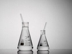 Cara Menulis Persamaan Reaksi Kimia, Penyetaraan, dan Contohnya