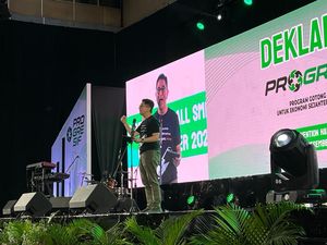 Ketua TPN: Ganjar Seperti Jokowi, Rajin Blusukan Plus Tidur di Rumah Rakyat Ketua TPN: Ganjar Seperti Jokowi, Rajin Blusukan Plus Tidur di Rumah Rakyat