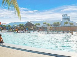 Seru-seruan Bermain Air di Kolam Renang Bahagia Medan
