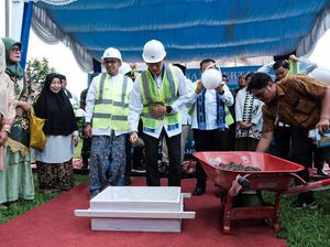 Masjid Jamik Minangkabau Mulai Dibangun, Sandiaga: Ikon Baru Wisata Halal Masjid Jamik Minangkabau Mulai Dibangun, Sandiaga: Ikon Baru Wisata Halal