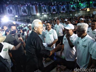 Momen Ganjar Hadiri Deklarasi Ekonomi Sejahtera