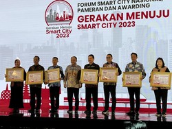 Pemkot Bandung Raih Penghargaan dari Kemenkominfo