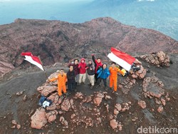 Catat! Pendakian Gunung Kerinci Kini Dibatasi Sampai Shelter 2
