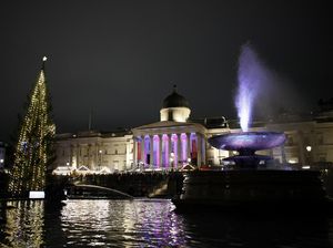 Tradisi Unik Natal di Norwegia: Sembunyikan Sapu dan Kirim Pohon ke Inggris Tradisi Unik Natal di Norwegia: Sembunyikan Sapu dan Kirim Pohon ke Inggris