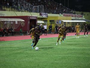 PSM Makassar Vs Bhayangkara: Gol Sundulan Kenzo Nambu Bawa Juku Eja Unggul 1-0 PSM Makassar Vs Bhayangkara: Gol Sundulan Kenzo Nambu Bawa Juku Eja Unggul 1-0