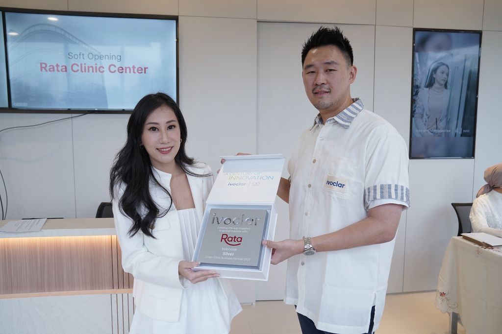 Tanam tawarkan implan gigi tanpa bedah di Rata Clinic Center